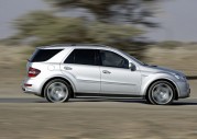 Mercedes-Benz ML 63 AMG Mercedes-Benz ML 63 AMG